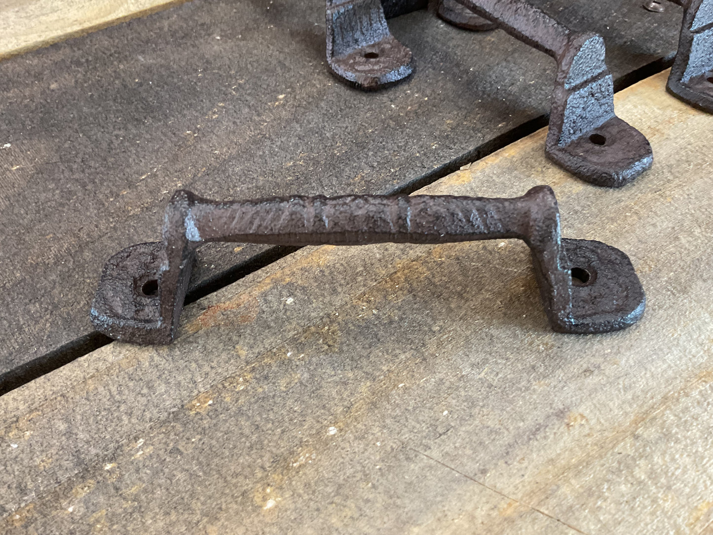 Vintage Style Cast Iron Rustic Brown Gate/ Drawer Pulls