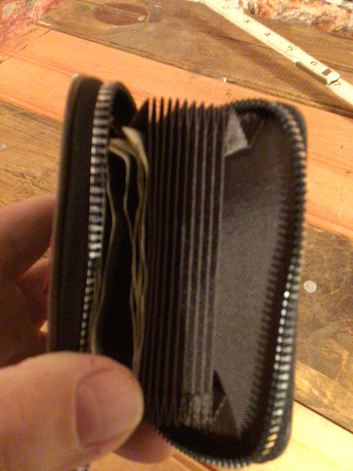 2 Tone Brown Smaller "Easy Fit" Leather Wallet W/ Credit Card Slots/ Coin Pouch