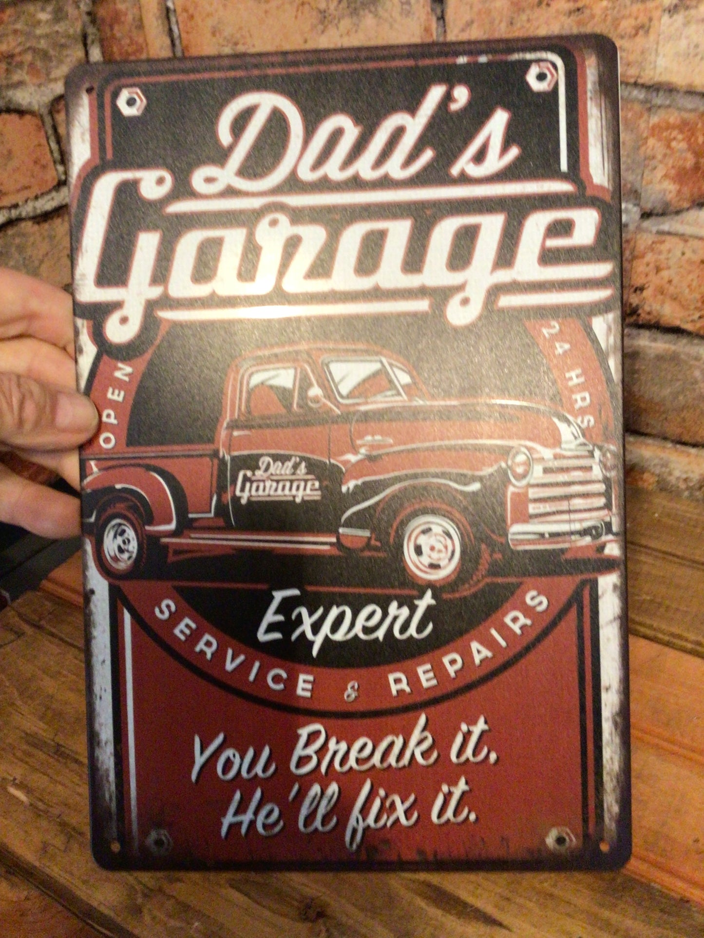 8"x12" Retro Style "Dad's Garage" " Expert Service" Tin Sign. Makes a Great Gift!