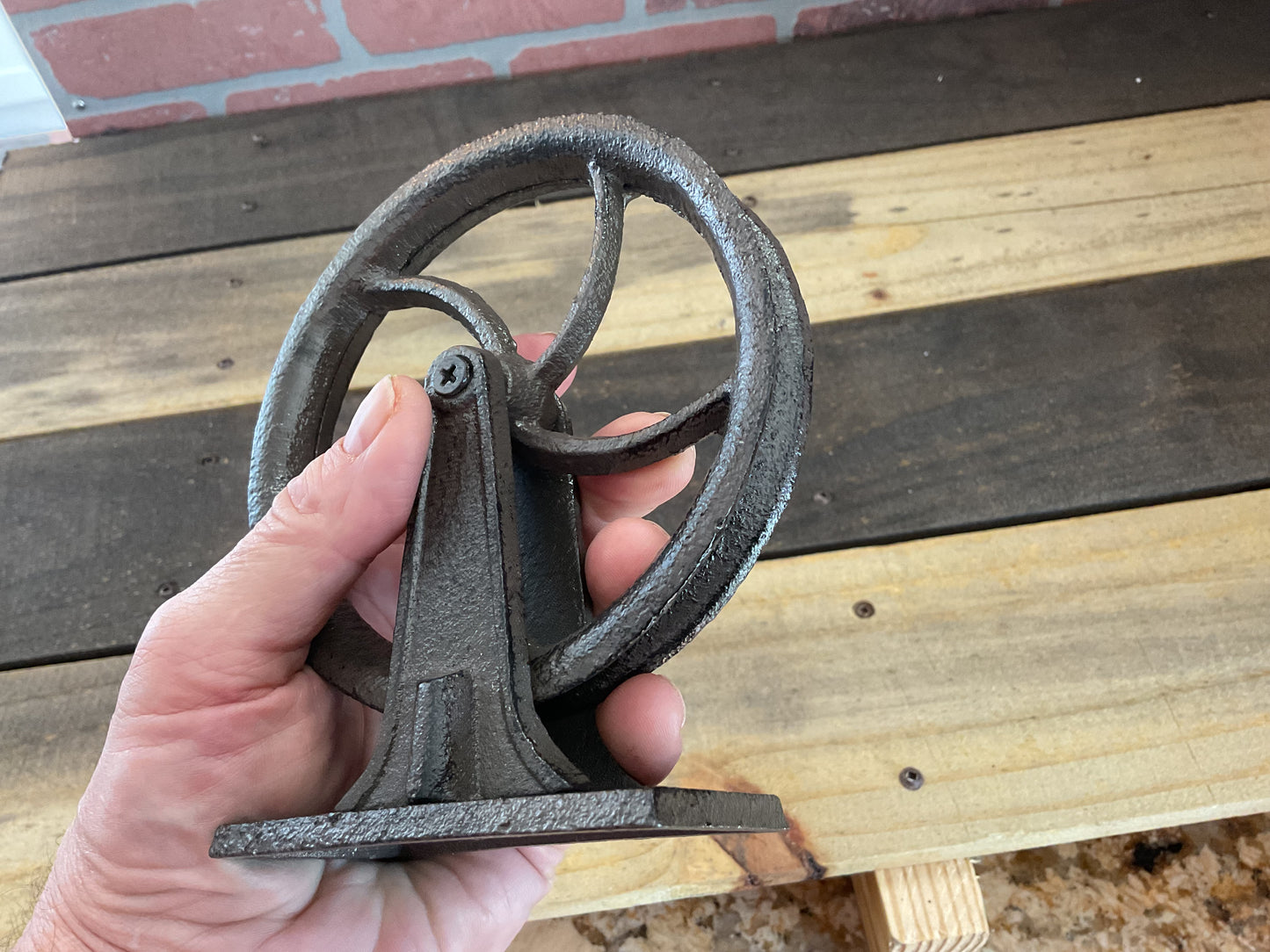 Rustic Style Wall Mounted Pully for 1/2" Rope. Great for Plants