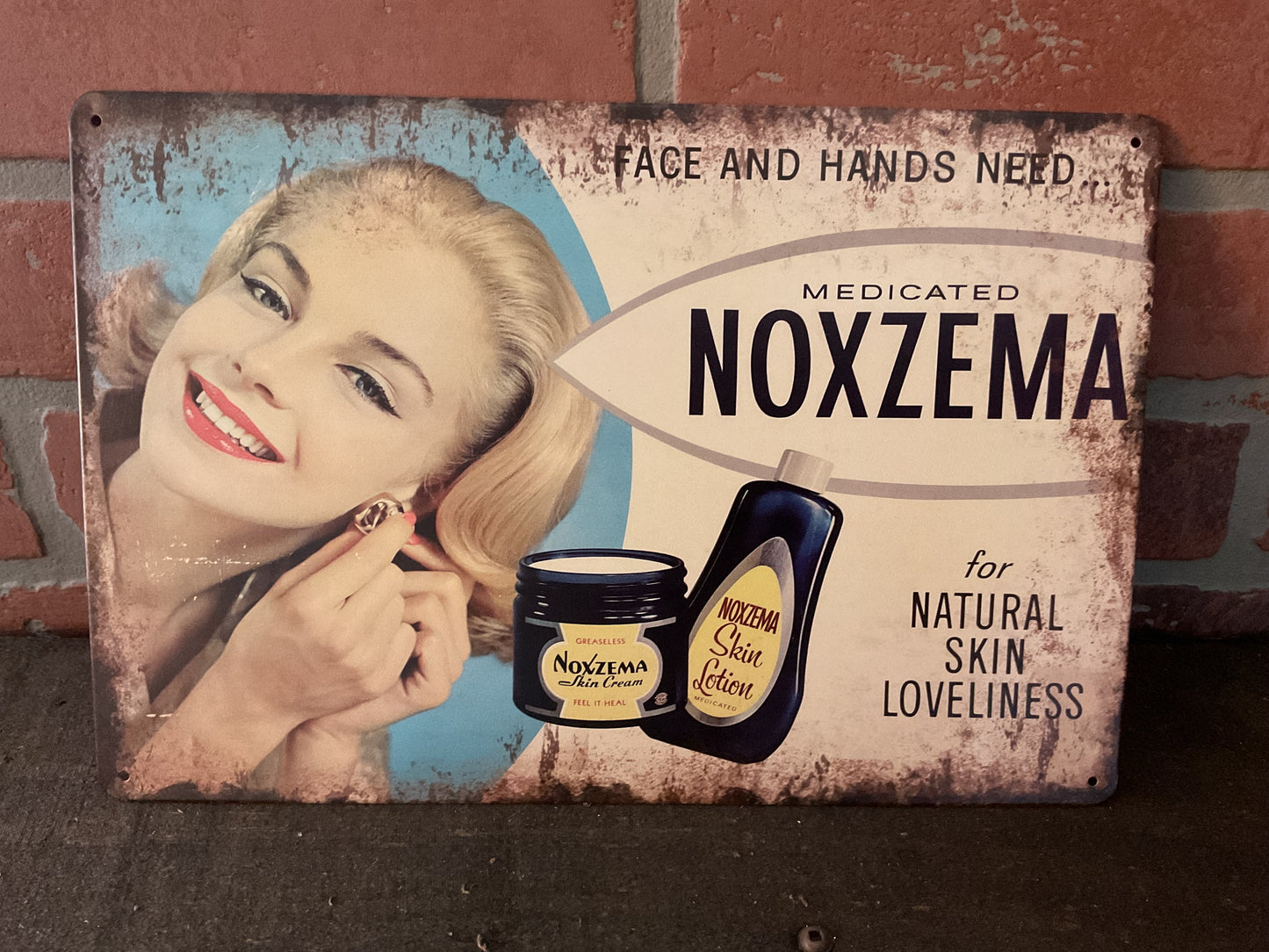 Retro Style 12"x8" Medicated NOXZEMA skin cream Advertising Sign. A Great Gift!