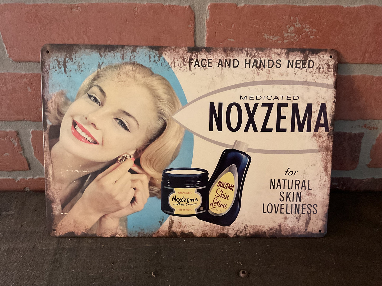 Retro Style 12"x8" Medicated NOXZEMA skin cream Advertising Sign. A Great Gift!