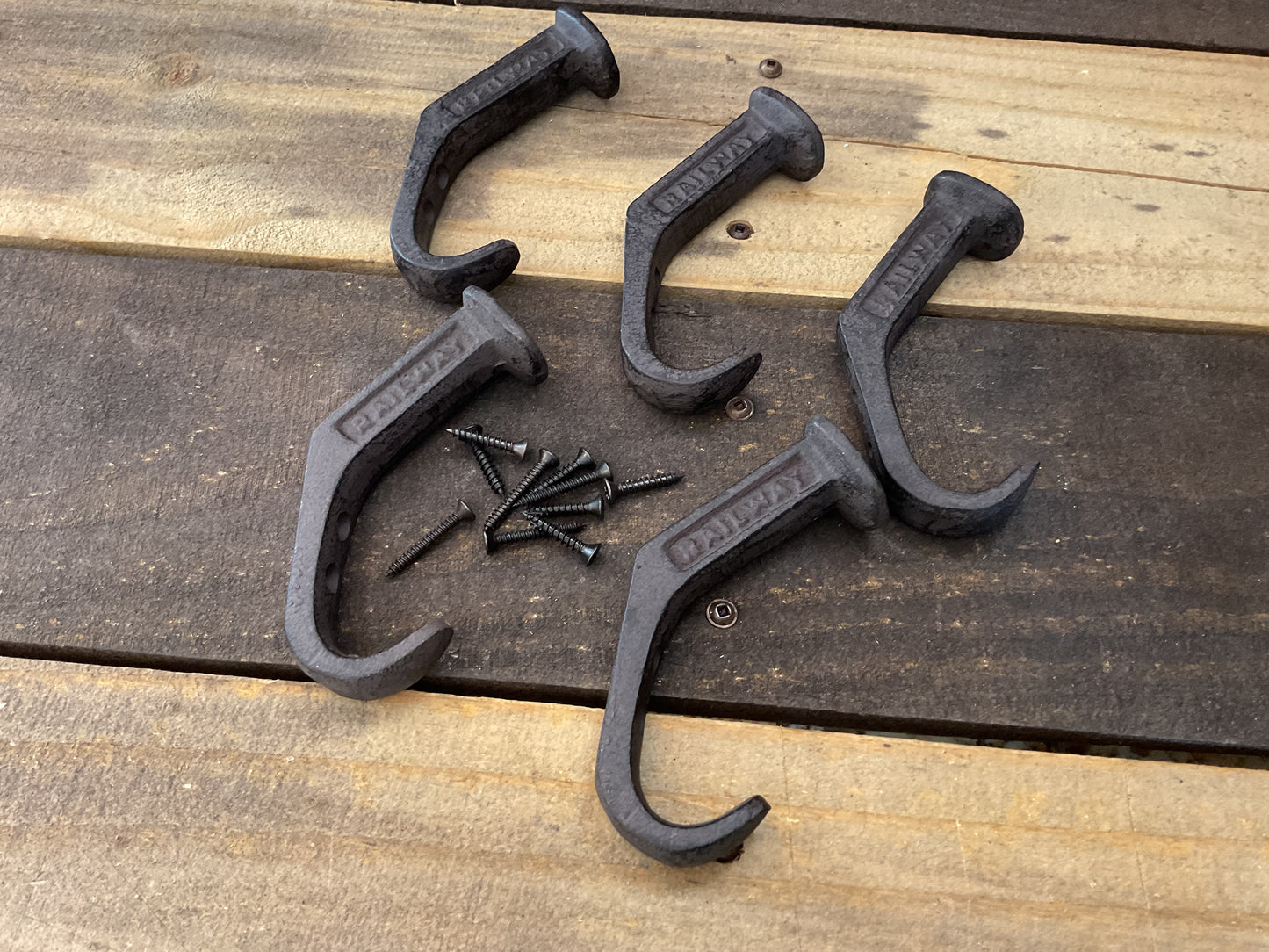 Set 5 Curved RXR Spike Style Hooks from CTW Home Collection