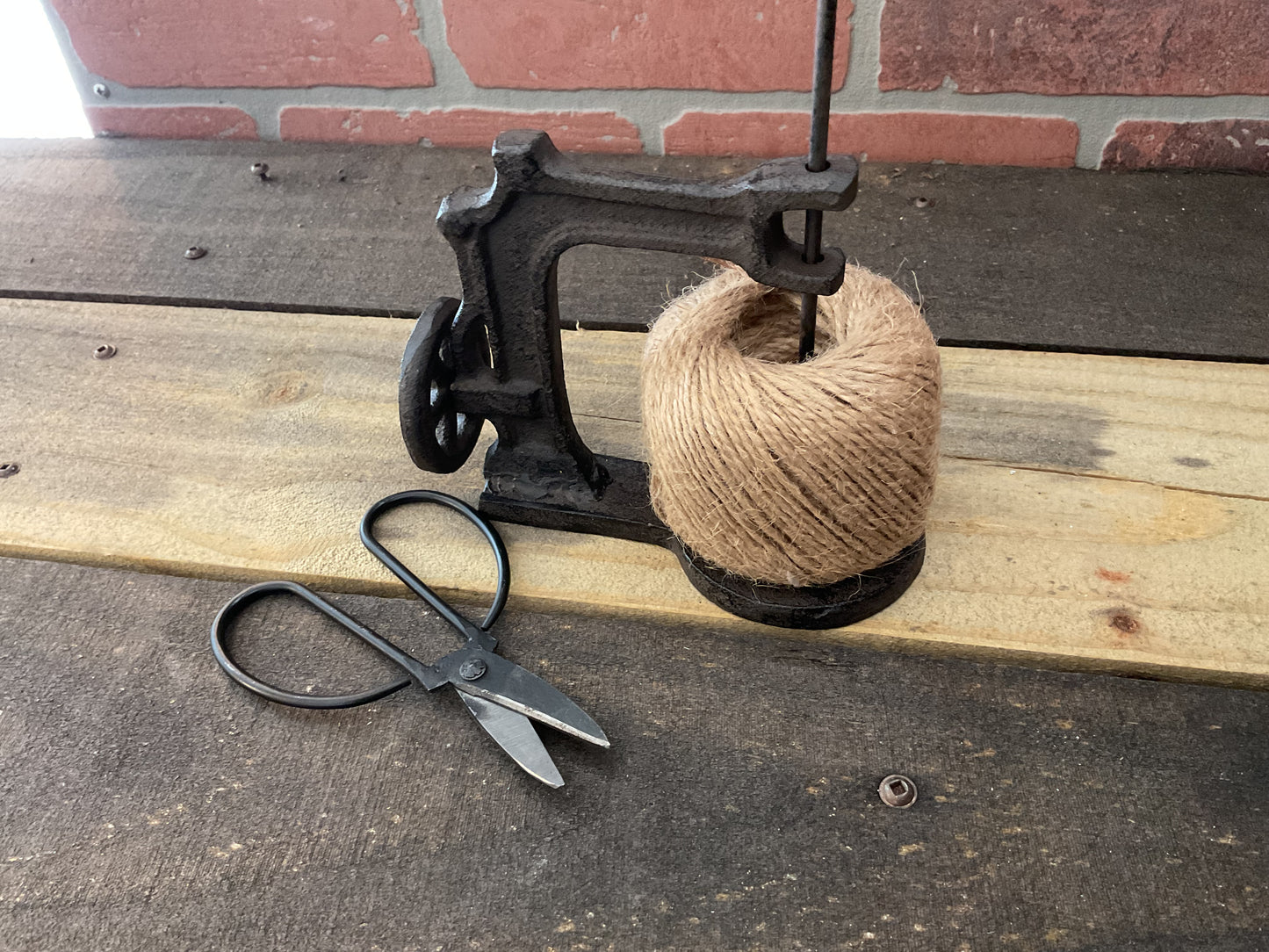 Rust Style Cast Iron Sewing Machine Twine Holder w/ Scissors