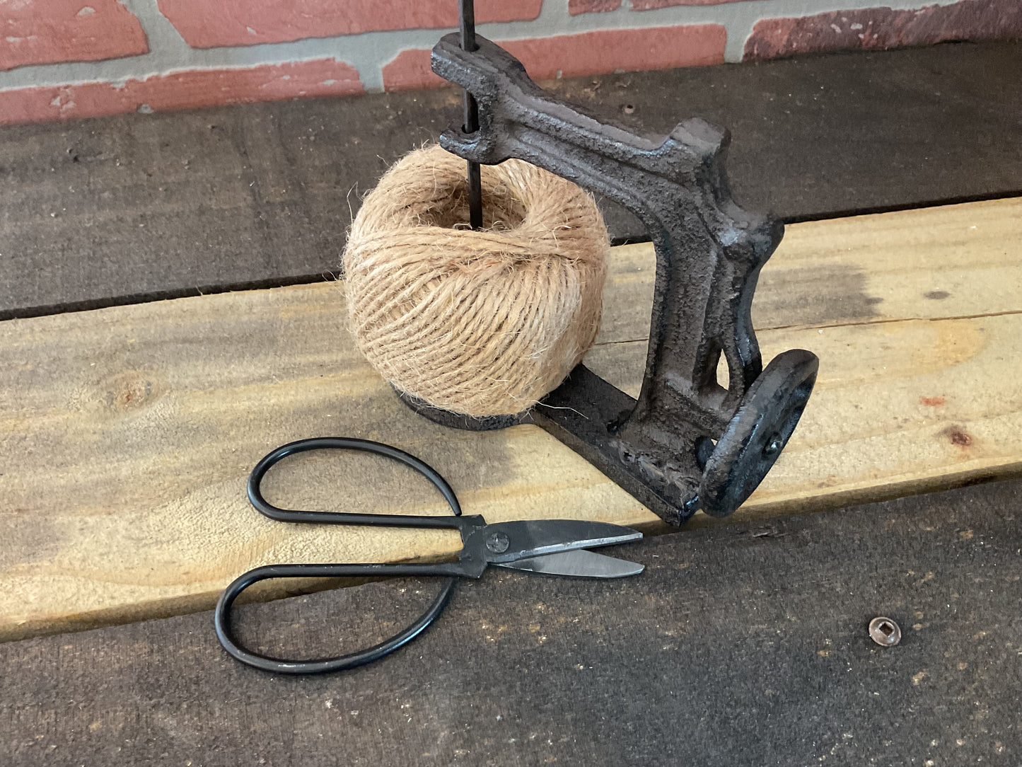 Rust Style Cast Iron Sewing Machine Twine Holder w/ Scissors
