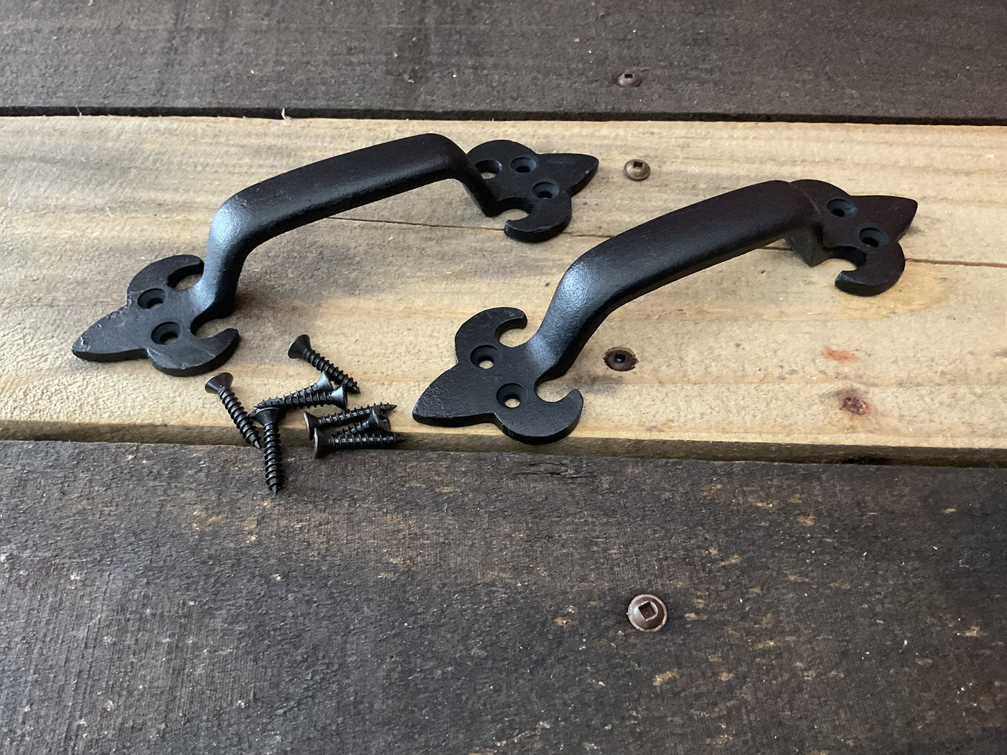 Set of 2 Vintage Rustic Style 7" Cast Iron Door Pulls with Screws