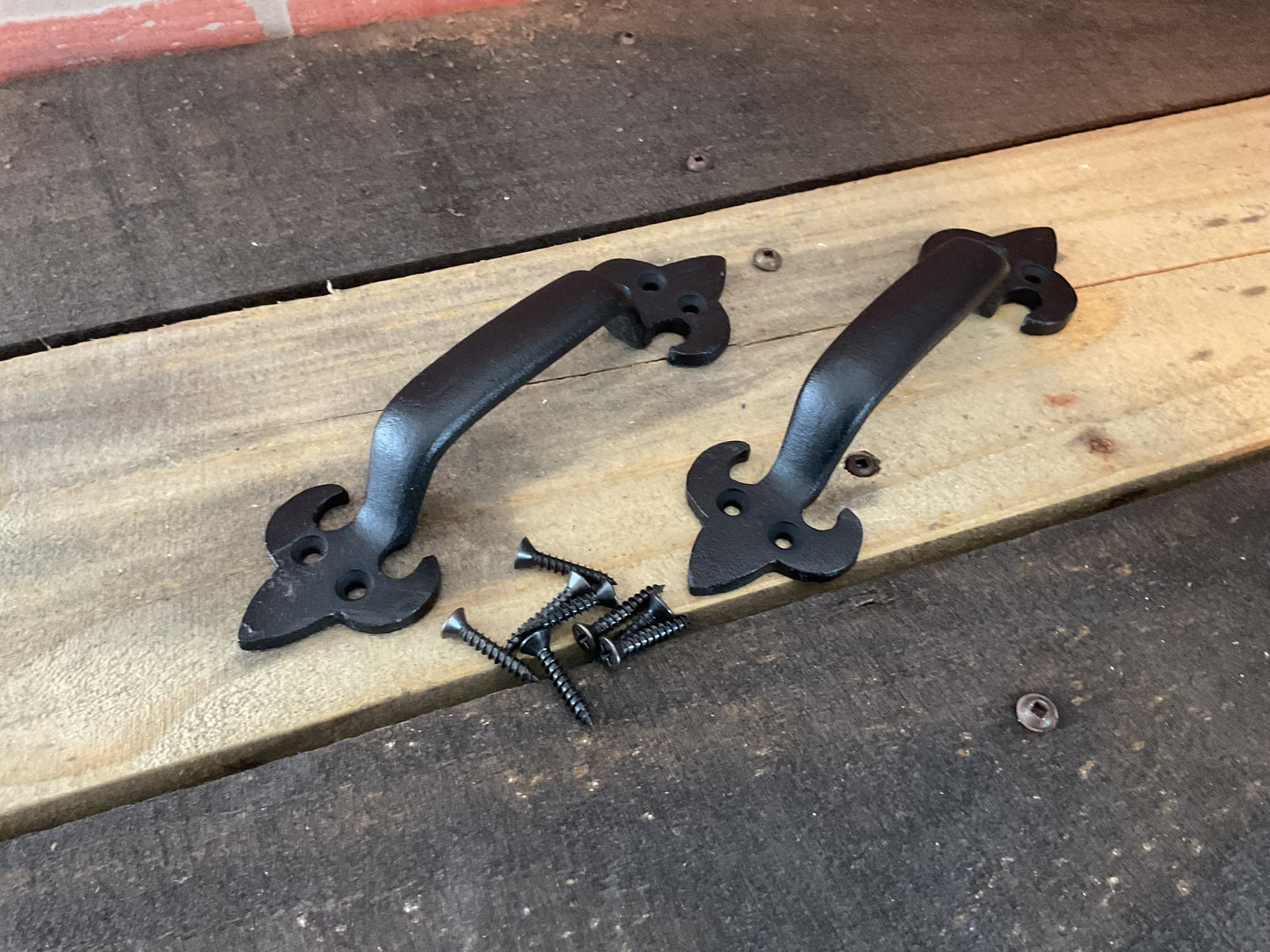 Set of 2 Vintage Rustic Style 7" Cast Iron Door Pulls with Screws