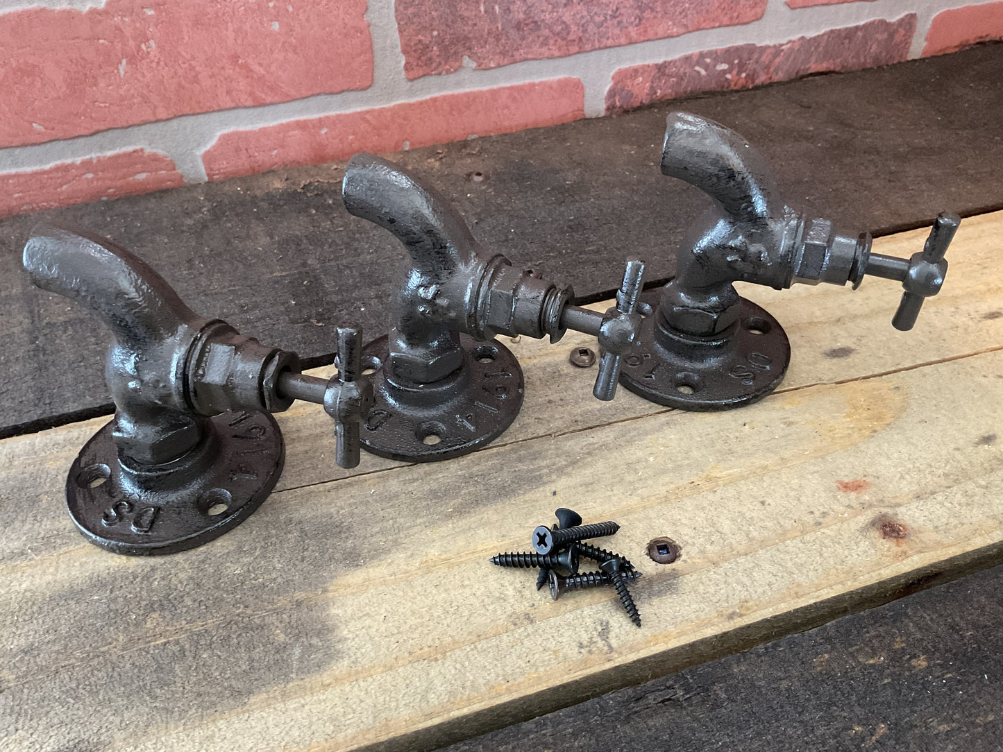 Set of 3 Cast Iron Faucet Style Home Decor Pulls