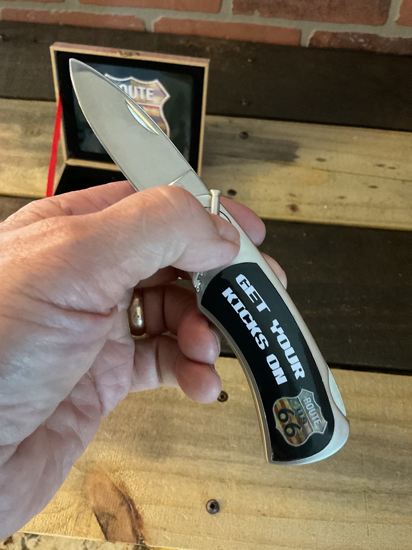 High Quality " Get your kicks on RT 66" 4" Locking Knife and Lighter Gift Set