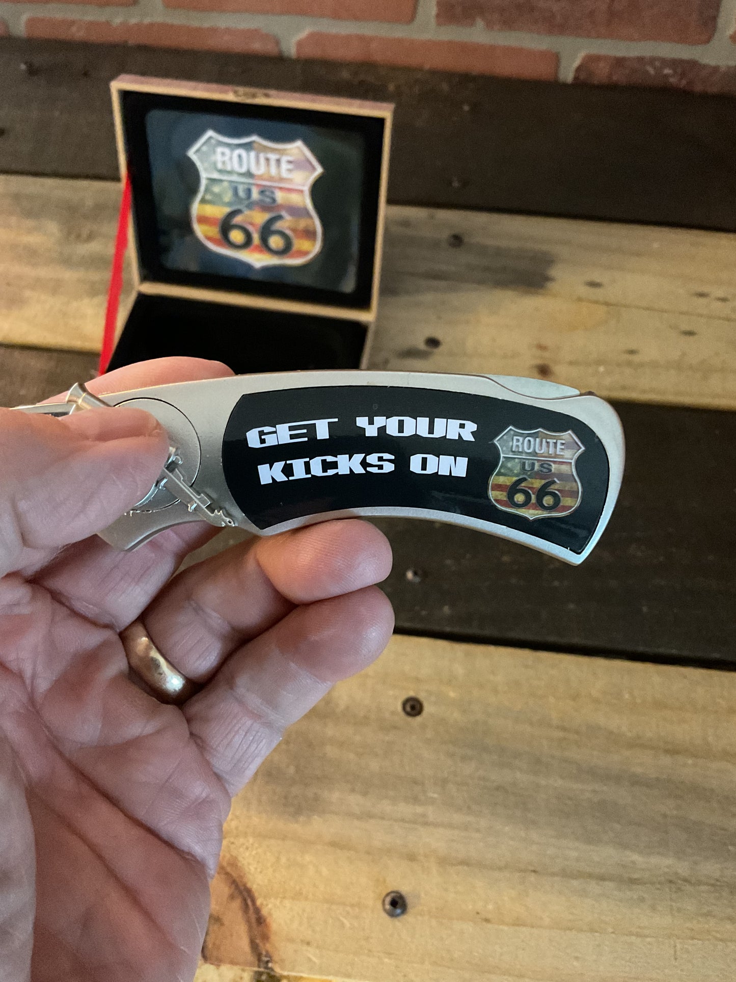 High Quality " Get your kicks on RT 66" 4" Locking Knife and Lighter Gift Set