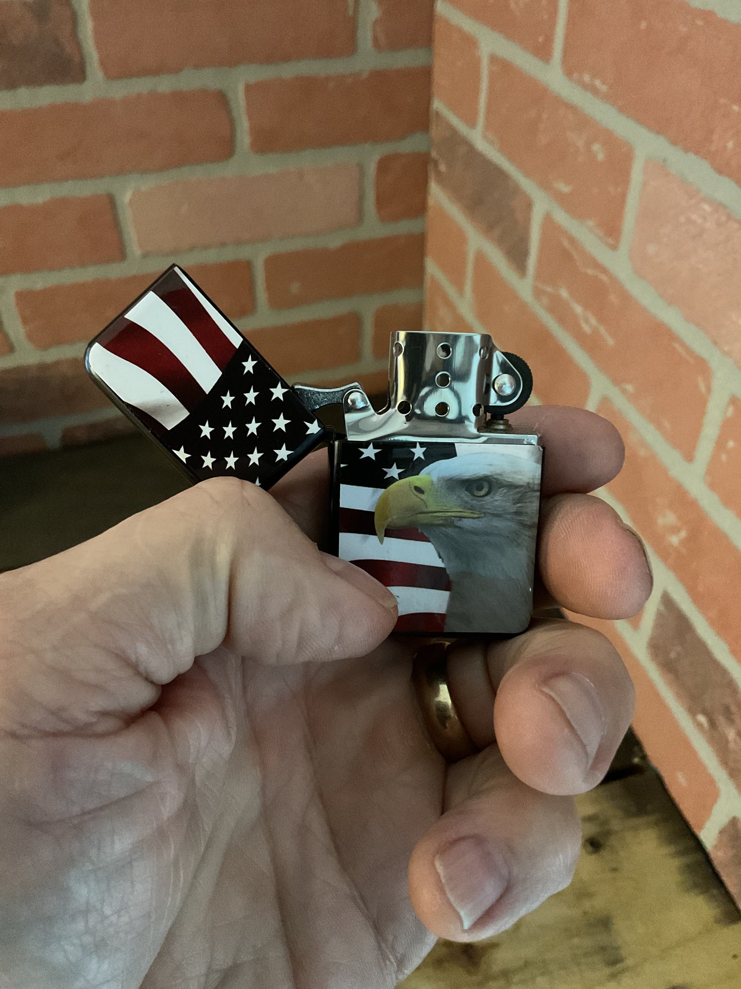 High Quality 4" American Flag & Eagle Locking Knife and Lighter Gift Set