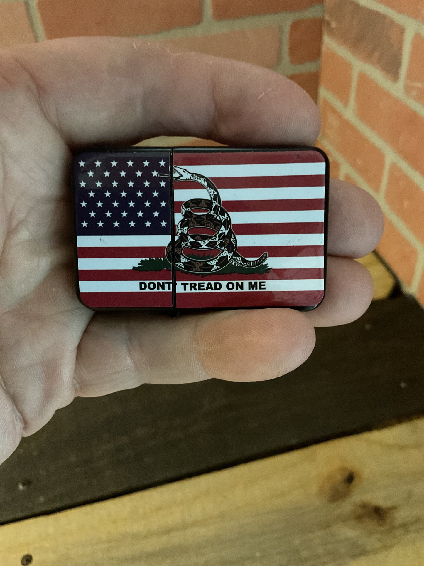 High Quality 4" American Flag "Don't Tread on Me" Knife & Lighter Gift Set