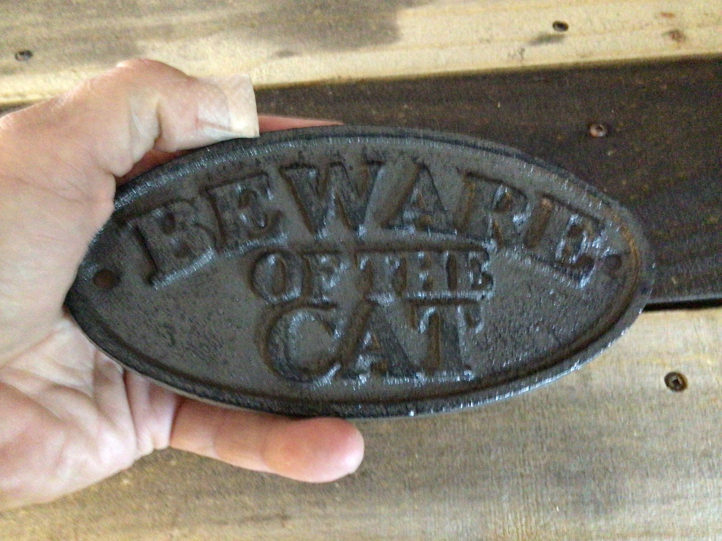CAST IRON "BEWARE OF THE CAT" SIGN RUSTIC WALL DECOR FENCE KENNEL GATE PET GIFT